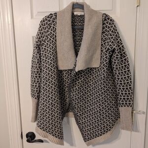 Ellen Tracy Black and Cream Cardigan with Shawl Collar